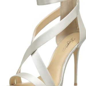 No longer wear 4 inch heel